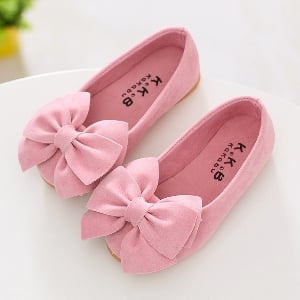 Пролетни обувки за малки принцеси
