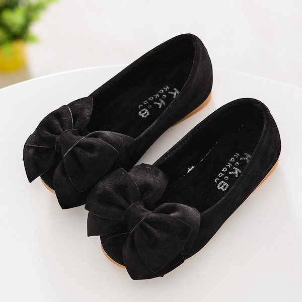 Пролетни обувки за малки принцеси