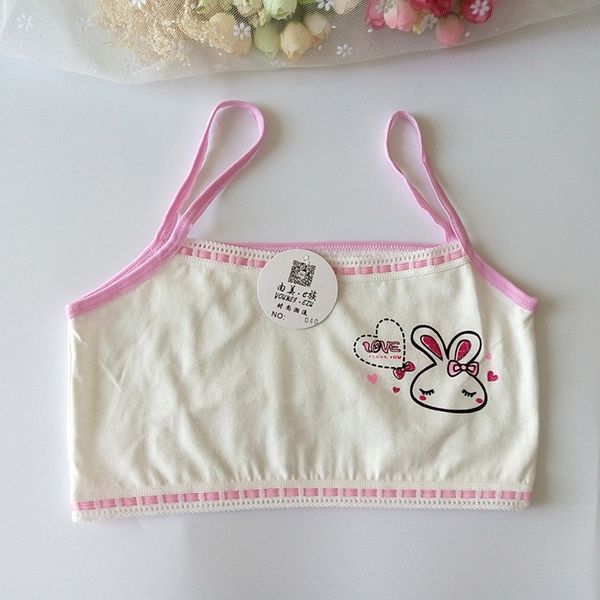 Детски бюстиета - различни топ модели и два еластични размера - от 60 до 75 см и 65 - 80 см