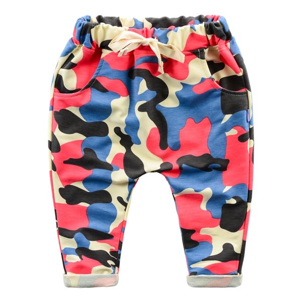 Παιδικά καμουφλάζ παντελόνια για αγόρια - δύο μοντέλα σε πράσινο και κόκκινο