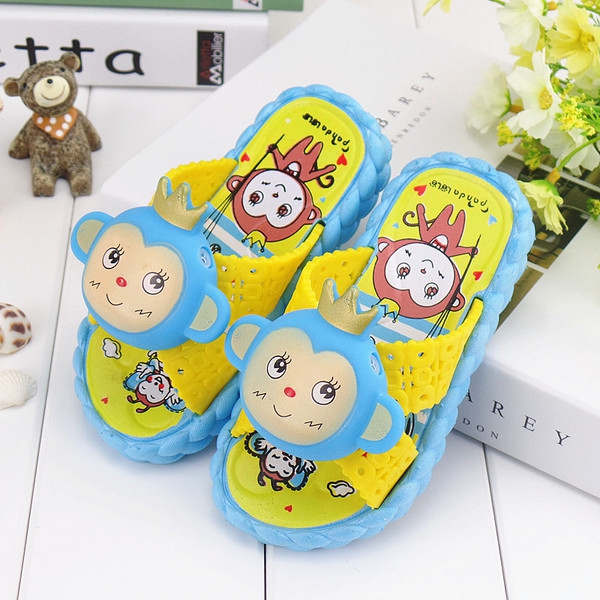 ριγέ παντόφλες παιδιών το καλοκαίρι για αγόρια και κορίτσια - 4 μοντέλα