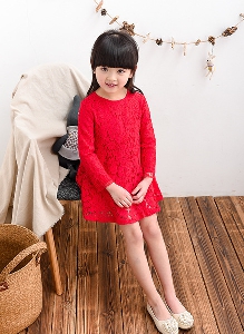 Детски красиви дантелени роклички за момичета с дълъг ръкав - пролет, лято и есен - бяла и червена