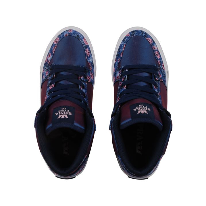 Дамски кецове Supra