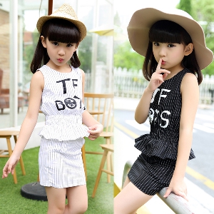 Летен детски комплект за момичета от потниче и пола - два модела - черен и бял 