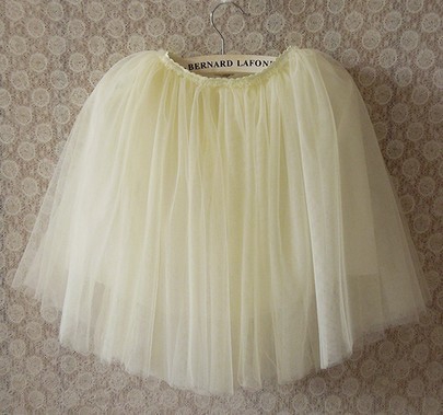 Φούστες για κορίτσια - κατάλληλο για άνοιξη, καλοκαίρι, φθινόπωρο και το χειμώνα - πέντε κορυφαία μοντέλα