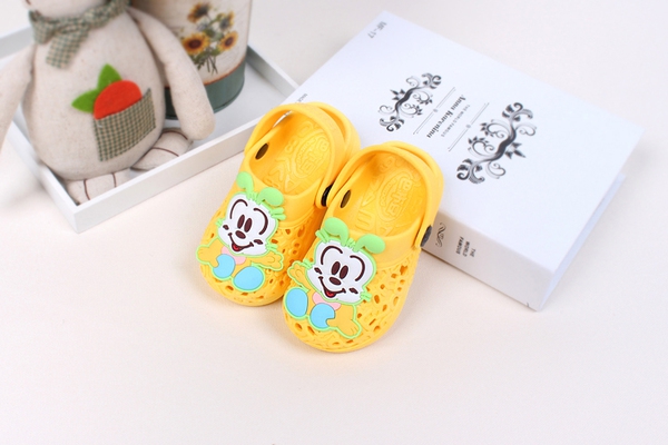 Παιδικό καλοκαίρι παντόφλες για αγόρια και κορίτσια Μπομπ ο σκύλος σε κόκκινο, κίτρινο και μπλε - 5 μοντέλα