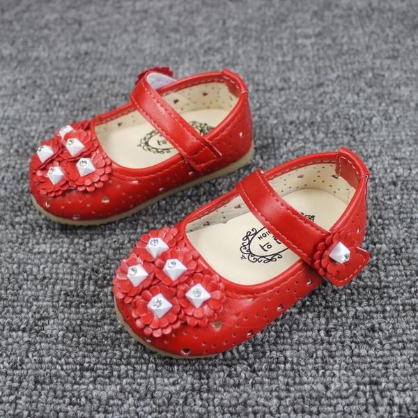 Γλυκό Παιδικά σανδάλια για κορίτσια σε ροζ, κόκκινο, λευκό και μοβ - 10 μοντέλα