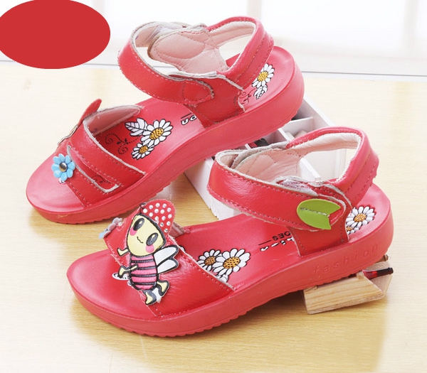 Παιδικά σανδάλια το καλοκαίρι για τα κορίτσια σε διάφορα χρώματα - 23 διαφορετικά μοντέλα