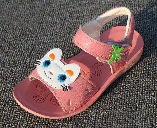 Παιδικά σανδάλια το καλοκαίρι για τα κορίτσια σε διάφορα χρώματα - 23 διαφορετικά μοντέλα