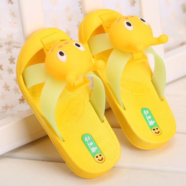 Чехли за момчета и момичета шест модела.