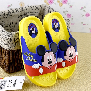 Disney  детски летни  чехли с Мики Маус