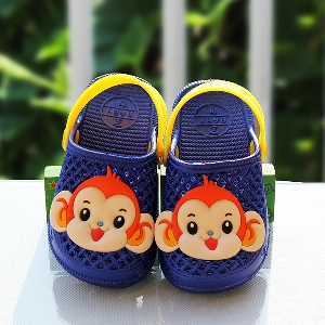 Παιδική καλοκαίρι παντόφλες τύπου Crox μαϊμού - 8 μοντέλα