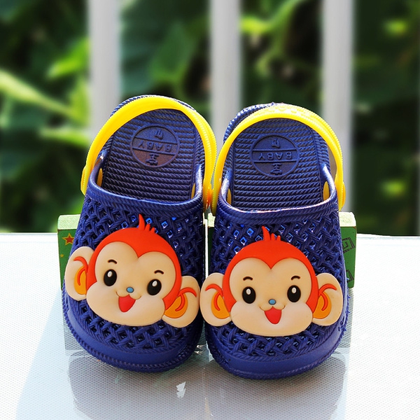Παιδική καλοκαίρι παντόφλες τύπου Crox μαϊμού - 8 μοντέλα
