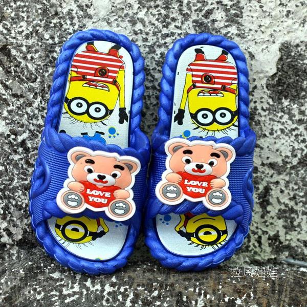 Παιδικές παντόφλες με τα κουτάβια και αρκουδάκια για τα κορίτσια και τα αγόρια