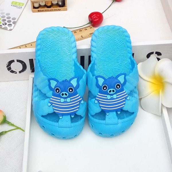 Παιδικές παντόφλες με τα κουτάβια και αρκουδάκια για τα κορίτσια και τα αγόρια