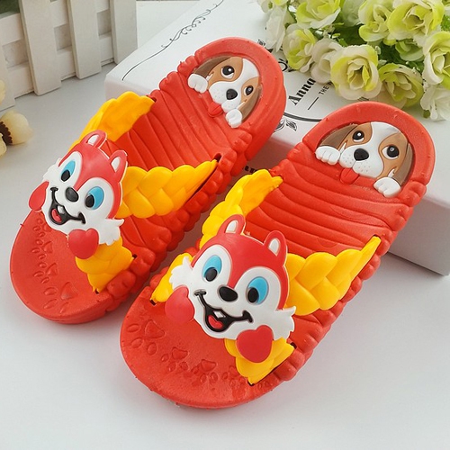 παντόφλες παιδιών για τα αγόρια και τα κορίτσια του καλοκαιριού - 12 μοντέλα