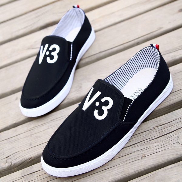 Ανδρικάμοκασίνια σε 3 διαφορετικά σχέδια χρωμάτων