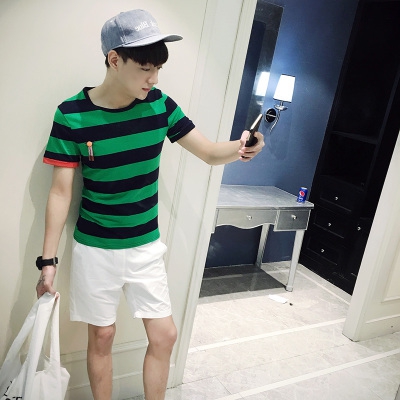 Αντρικά T-shirts για ζεστό καλοκαίρι - κορυφαία μοντέλα