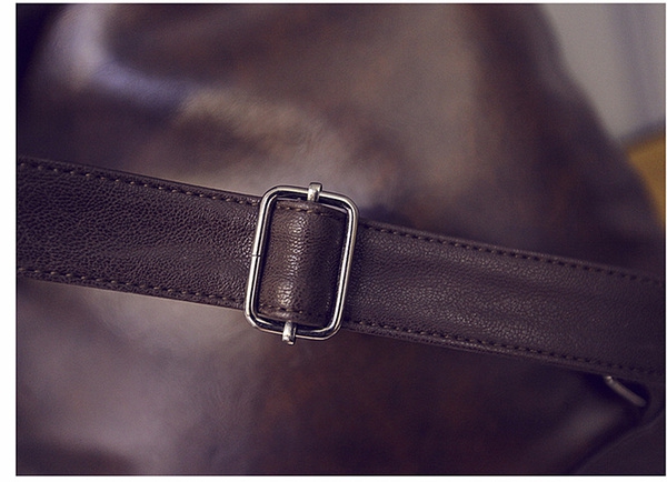 Κομψά σακίδια για άντρες και γυναίκες σε καφέ και μαύρο χρώμα - 2 μοντέλα