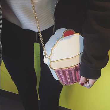 Γυναικείες παιχνιδιάρικατσάντες με ενδιαφέροντα σχήματα - κέικ, παγωτά, λουλούδι, διαμάντια, πορτοκαλί, χάμπουργκερ και πατάτες