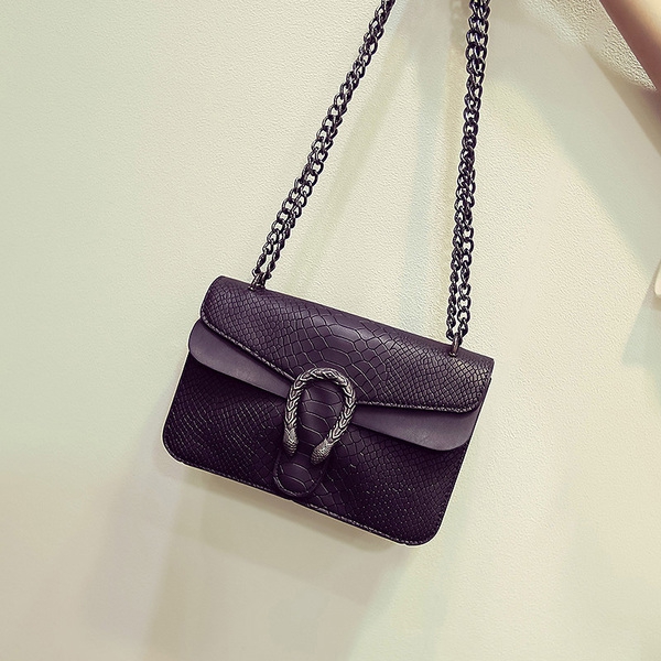 Τσάντα λαβή αλυσίδας και φίδι πόρπη