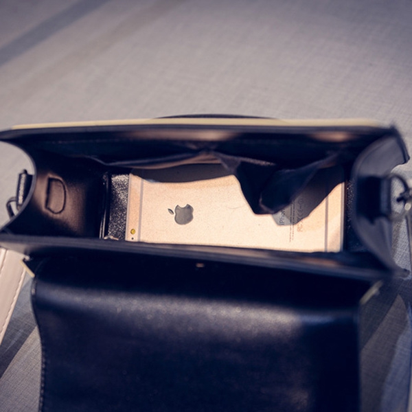 Αφρώδης χρώματα - συμπαγής μίνι γυναικεία τσάντα με μακρύ χερούλι