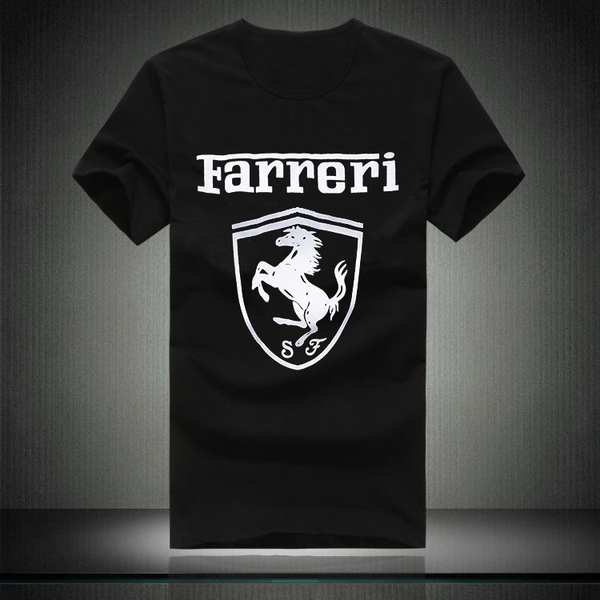 Οι άνδρες t-shirts μαύρο και άσπρο, διαφορετικά μοντέλα