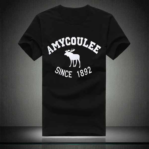 Οι άνδρες t-shirts μαύρο και άσπρο, διαφορετικά μοντέλα