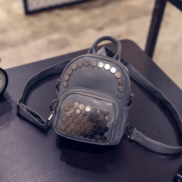 Μίνι σακίδιο με πλαστά νομίσματα