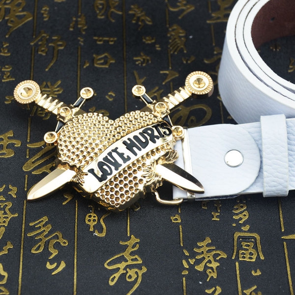 Αντρικά δερματίνη ιμάντα και μαλακή επιφάνεια - μερικά μοντέλα