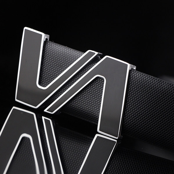 Мъжки колан от изкуствена кожа и мека повърхност и гладка катарама - черен и бял