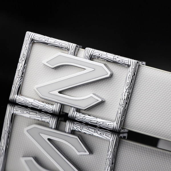 Мъжки колан от изкуствена кожа и мека повърхност и гладка катарама - черен и бял