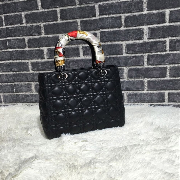 Mini τετράγωνο τσάντα με απομίμηση κασκόλ τυλιγμένο γύρω από τη λαβή