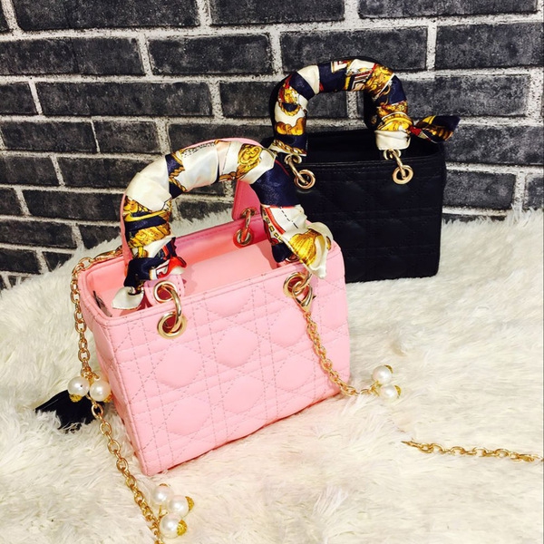 Mini τετράγωνο τσάντα με απομίμηση κασκόλ τυλιγμένο γύρω από τη λαβή