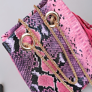 Τσάντα με ένα ώμο λαβή αλυσίδα σε γκρι και ροζ