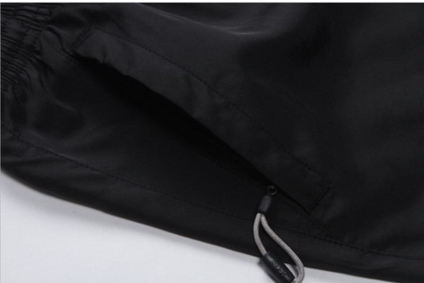 Καλοκαίρι λεπτή σύντομο παντελόνι σορτς για άνδρες - 4 μοντέλα