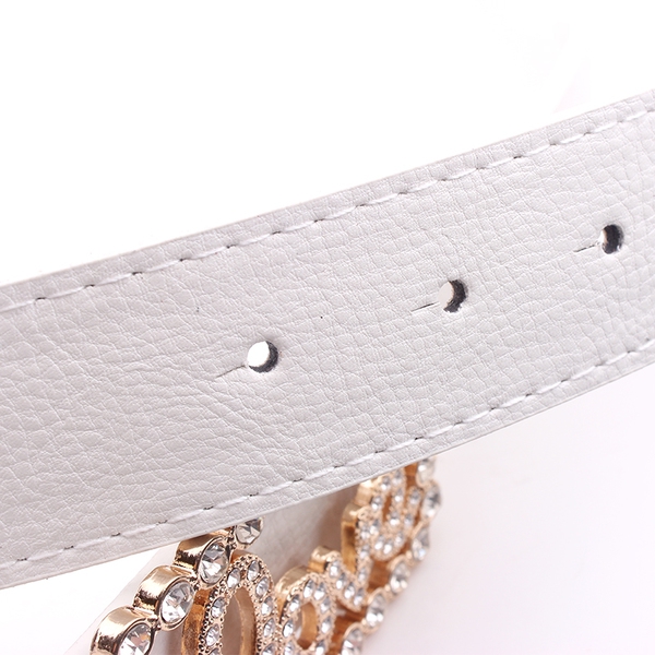 Δερμάτινη ζώνη με διακόσμηση πόρπη και ομαλή "Love" - μπλε, κίτρινο, μαύρο, κόκκινο, λευκό, ροζ και μοβ