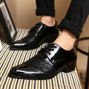 Мъжки обувки черен цвят 