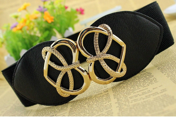 Дамски кожен широк колан с размери - дължина 65 см и ширина 6 см 