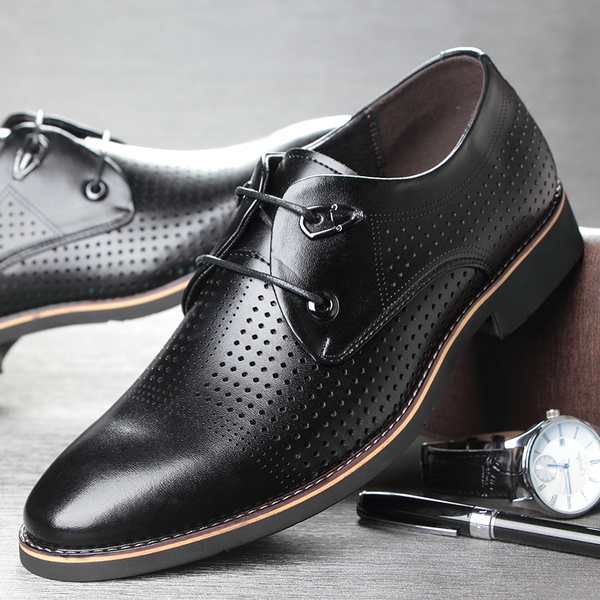 Ανδρικά παπούτσια μαύρου και καφέ χρώμα