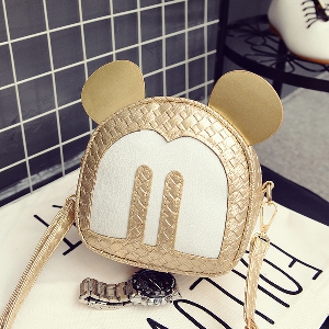 Малка чантичка с ушички на Мики Маус