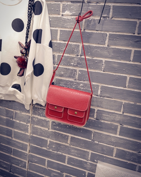 Τσάντα με τσέπες μπροστά