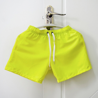 Αντρικά σορτς  σε λουλούδια  κατάλληλες για κολύμπι - 17 μοντέλα