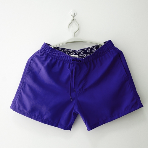 Αντρικά σορτς  σε λουλούδια  κατάλληλες για κολύμπι - 17 μοντέλα