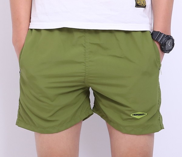 Το καλοκαίρι σορτς τύπου σορτς για τους άνδρες - 7 μοντέλα