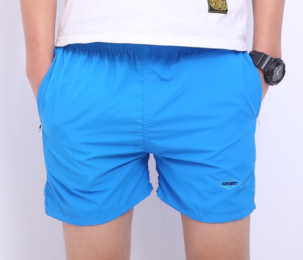 Το καλοκαίρι σορτς τύπου σορτς για τους άνδρες - 7 μοντέλα