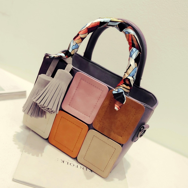 Τετράγωνη  τσάντα με βραχυπρόθεσμες και μακροπρόθεσμες σχέσεις