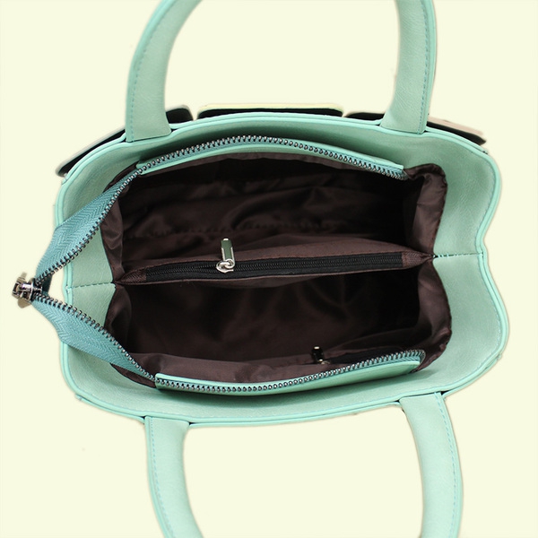 Τετράγωνη  τσάντα με βραχυπρόθεσμες και μακροπρόθεσμες σχέσεις