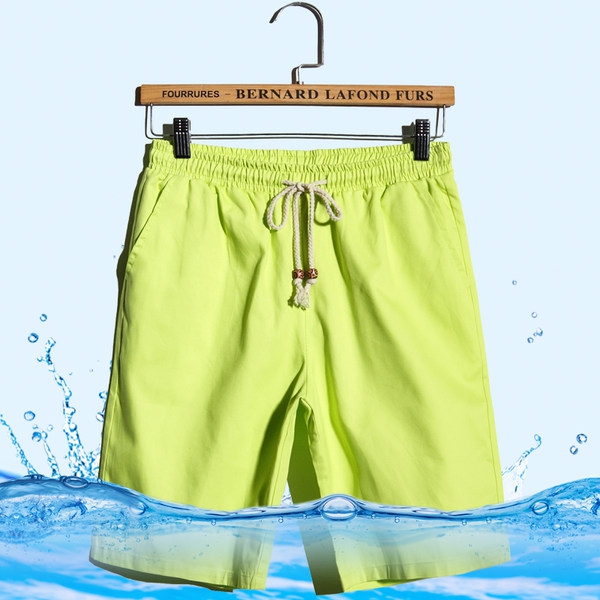 Σορτς των ανδρών σε μαύρο, μπλε, μπεζ, πράσινο και λευκό - 6 μοντέλα