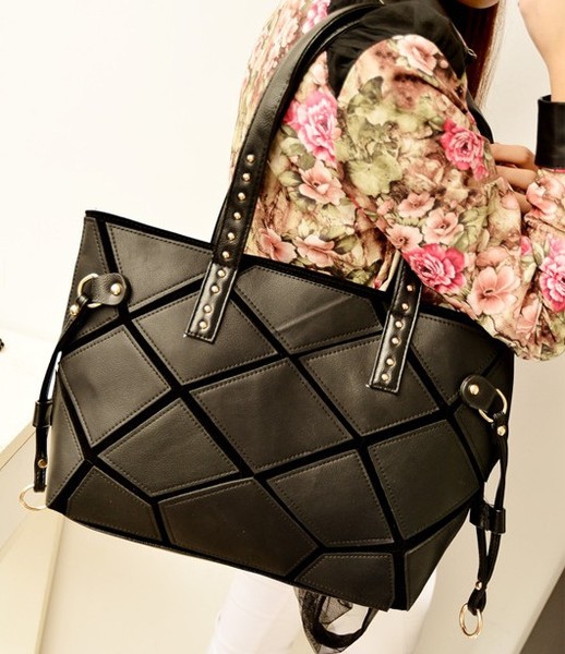 Τσάντα σε  μαύρο τίγρη και το μαύρο και άσπρο